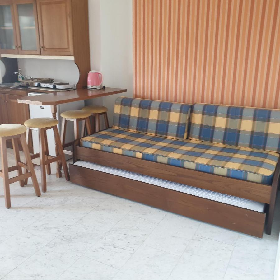 Zephyros Aparthotel Polýkhrono Eksteriør bilde