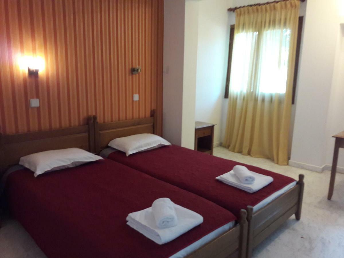 Zephyros Aparthotel Polýkhrono Eksteriør bilde